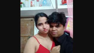Indian women have uninhibited sex with lover in rural setting