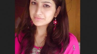 Indian bhabi from Pakistan shy and alluring