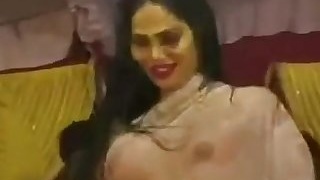 Hot wet topless dancer in bhojpuri arkestra stage show in marriage party 2016 - XVIDEOS.COM