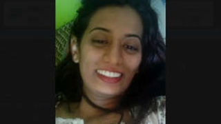 Arousing Indian girlfriend reveals her breasts during a video chat