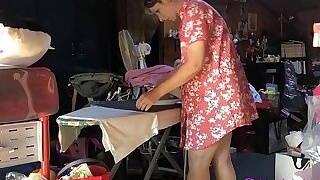 I'm ironing let me work the fuck I want it later