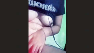 Indian girl shares intimate moments in video call recordings