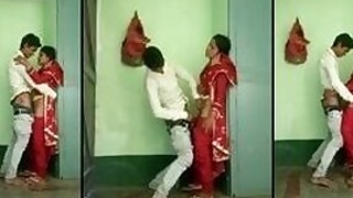 Indian girl caught being drilled by her lover in standing position in Desi mms video