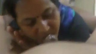 Indian aunt performs oral sex on her employer