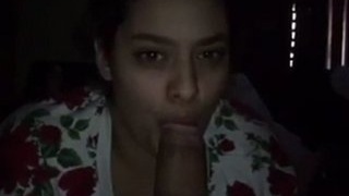 A wife from Islamabad gives a blowjob