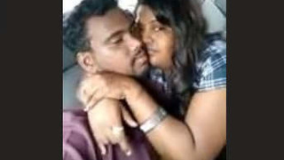 A girl from Telugu origin performs oral sex in a vehicle