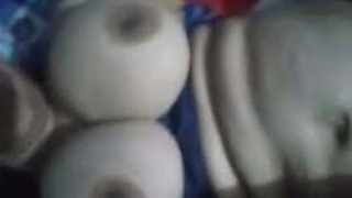 Indian woman records herself masturbating