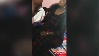 Mature Mallu slut takes XXX cock and sucks it for Desi video