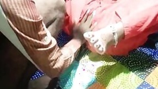 Desi Randi Bhabhi With Big Tits Fucks Young Guy