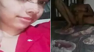 A 19-year-old teenager jerking off an MMC's pussy