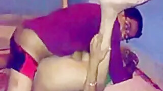 Home Sex Scandal of Indian Auntie in Sari with College Boyfriend