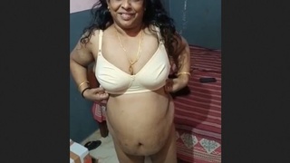 Indian aunt's wardrobe change