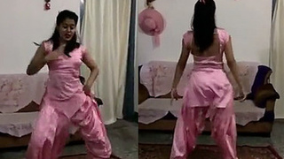 Sensual Indian choreography