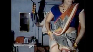 Indian sister flaunts her loose saree in rural setting