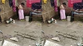 Desi Bhabhi Bathes in the Open Air