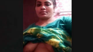 Sensual Indian beauty reveals her breasts and intimate area in a self-shot video