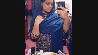 Attractive and alluring Pakistani woman in a pornographic film, additional segments included