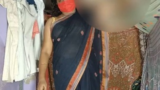 Indian aunty in a saree gets wild in hot sex