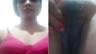 Babhai Shows Her Pussy